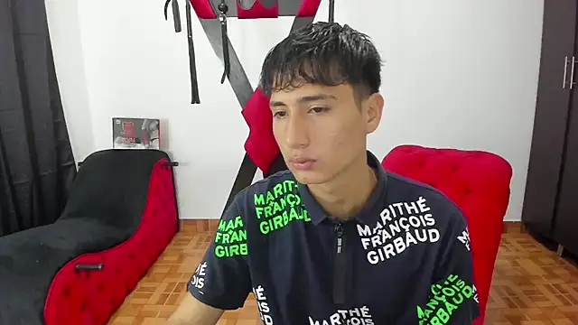 Diego LatinBoy online show from 01/06/25, 12:30