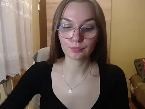 LooveELLYx online show from 11/17/24, 03:03