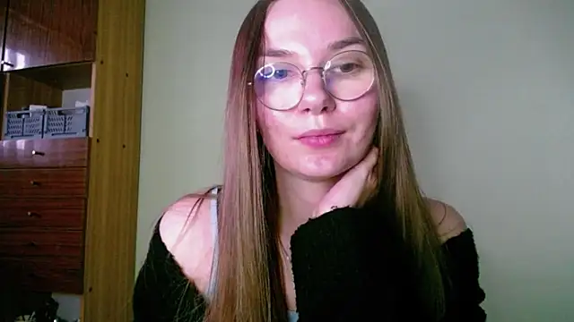 LooveELLYx online show from 11/26/24, 02:48