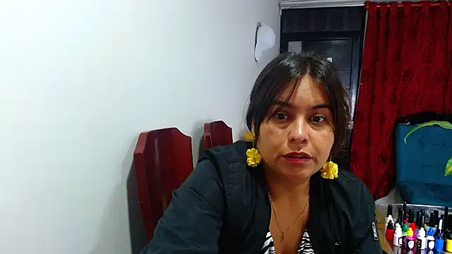 Ixchel Anaid online show from 11/20/24, 02:46