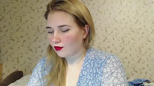 mmmPinUpGirl online show from 12/15/24, 09:58