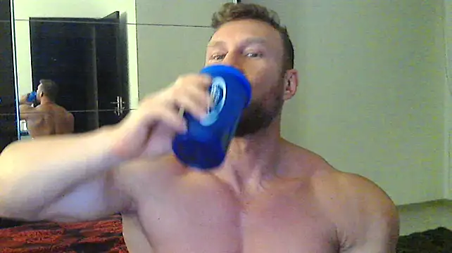 muscularkevin online show from 12/21/24, 04:44