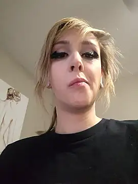 AmethystFoxx online show from 11/15/24, 03:52