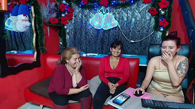 lesbiancuple online show from 12/13/24, 03:41