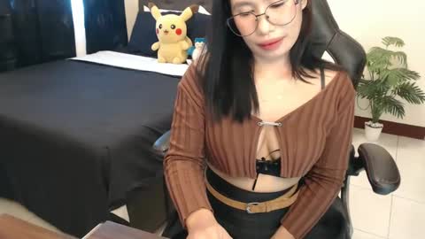 Angie online show from 11/18/24, 04:49