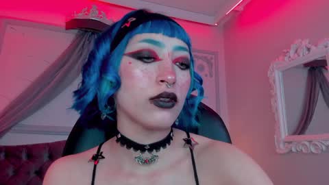 Sophie online show from 11/23/24, 05:03