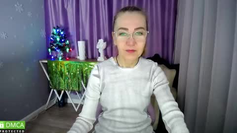 _greybunny_ online show from 01/11/25, 04:08