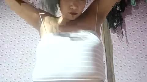 _milkytitsmomxx_ online show from 01/08/25, 01:50