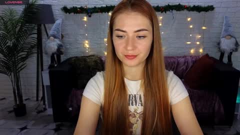 adelyna_bird online show from 12/12/24, 07:33