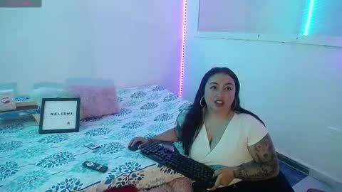 AriannaWiliam  online show from 01/08/25, 01:39