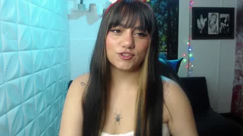 Aitana online show from 12/23/24, 09:19