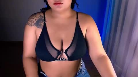 Alejandra  online show from 01/07/25, 11:25