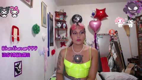 Kattlyn Alejandra Arango online show from 11/21/24, 12:28