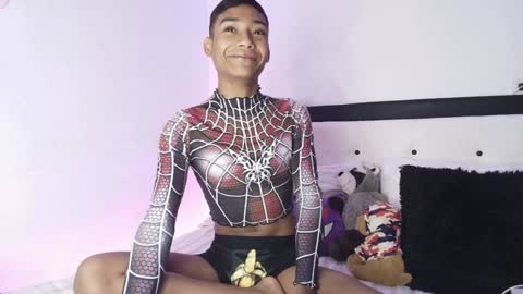 alejo_cute online show from 11/29/24, 04:04