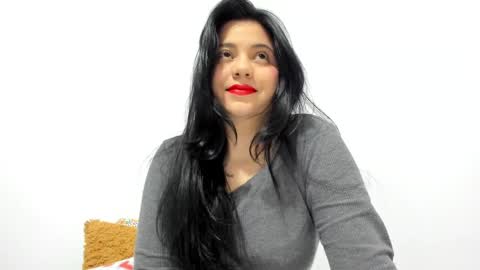 Alejandra online show from 12/15/24, 05:14