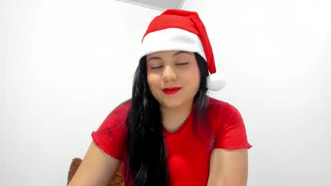 Alejandra online show from 12/11/24, 02:15