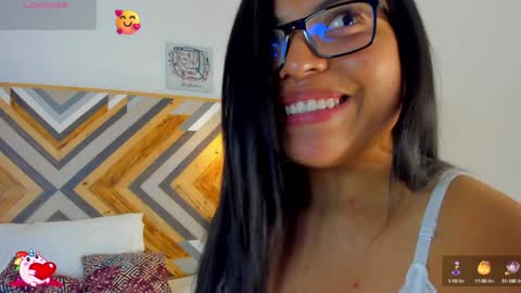 Alexa Molina  online show from 12/07/24, 07:09