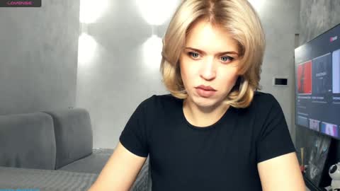 alexxxakiss online show from 12/21/24, 08:19