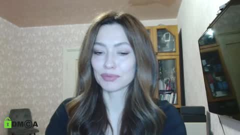 Alicia online show from 12/17/24, 04:27