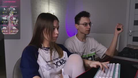 Alina and Ben online show from 11/22/24, 12:50