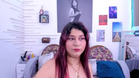 alinabozz1 online show from 11/11/24, 11:44