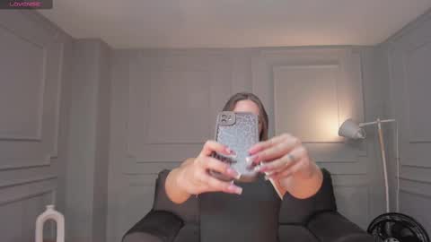  Alina K  online show from 12/19/24, 12:02