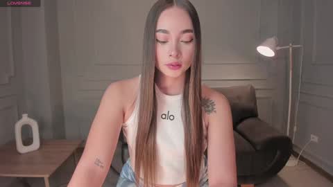  Alina K  online show from 12/21/24, 11:55