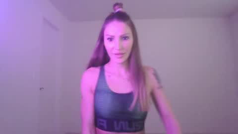 alivia_vincent online show from 12/08/24, 08:33