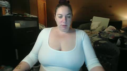 Tig Bitty online show from 11/19/24, 03:24