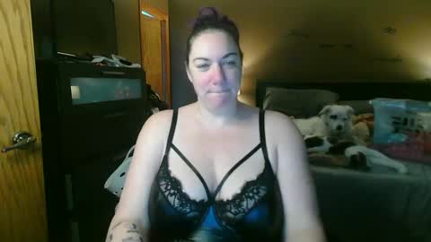 Tig Bitty online show from 12/09/24, 04:22