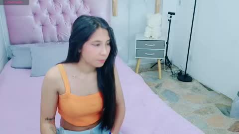 alyssa_oli online show from 12/18/24, 02:38