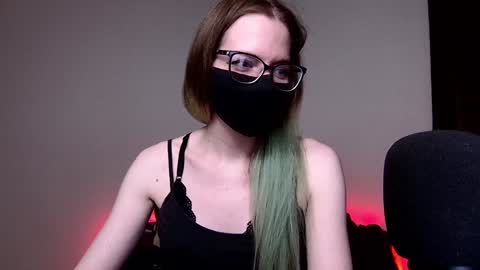 Amber non-nude model online show from 11/15/24, 02:13