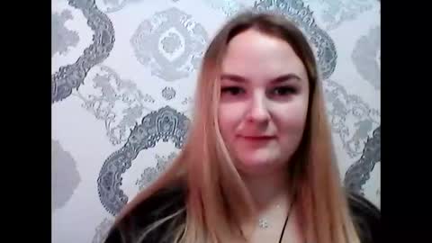 amelia_arias online show from 12/16/24, 10:04