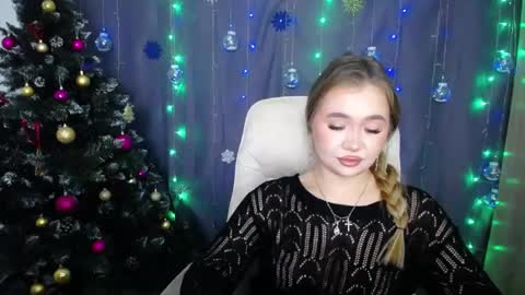 anastacyyellig online show from 12/16/24, 07:47