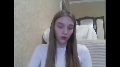 AndreaxHoney online show from 12/03/24, 12:00