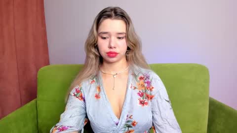 angeldreamxx online show from 01/03/25, 02:07