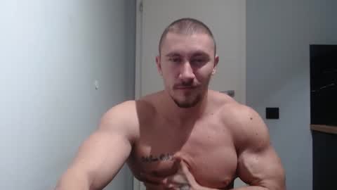  ------- SEX SHOW WITH GUYS AND GIRLS  MUSCLE SHOW online show from 12/04/24, 01:01