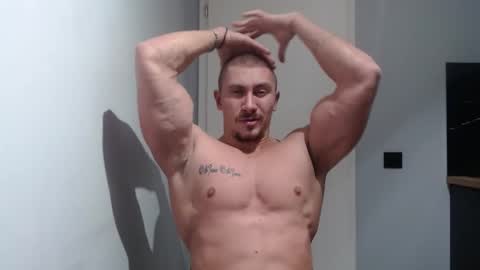  ------- SEX SHOW WITH GUYS AND GIRLS  MUSCLE SHOW online show from 12/01/24, 09:25