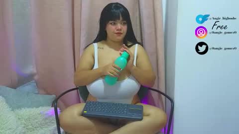 Angie Gomez Hey love My schedule every day 830am - 230pm Colombia Time Wednesday Day Off online show from 11/29/24, 03:43