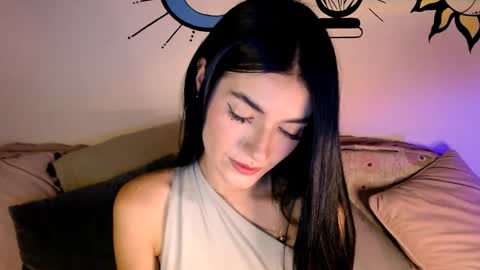 angie_c online show from 12/12/24, 11:42