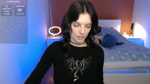 angie_faee online show from 11/18/24, 03:21