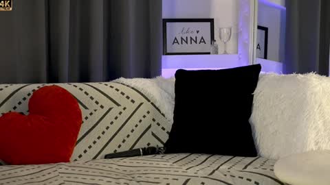 Anna online show from 11/18/24, 04:38