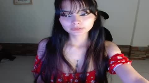 annie_rosse16 online show from 11/17/24, 09:08