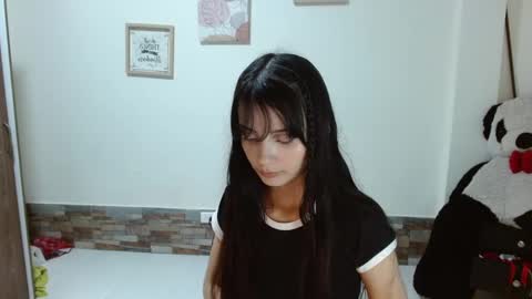 annie_rosse16 online show from 01/14/25, 07:44