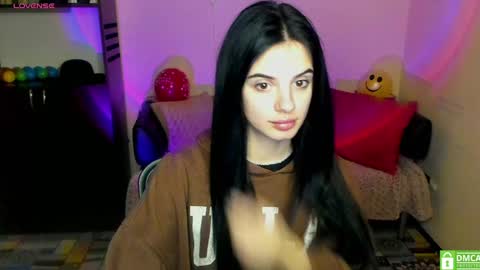 Polina online show from 11/12/24, 12:17