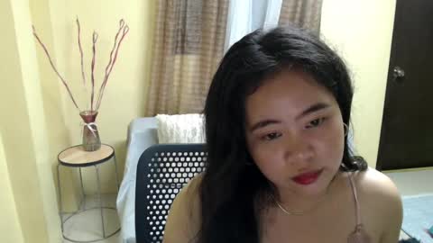 applecious_143 online show from 02/11/25, 03:38