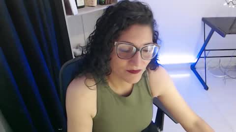 arianna_ros3 online show from 12/17/24, 02:11