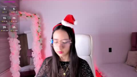 Lia Rose online show from 12/30/24, 01:48