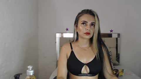 ashley__tylor online show from 11/27/24, 02:48