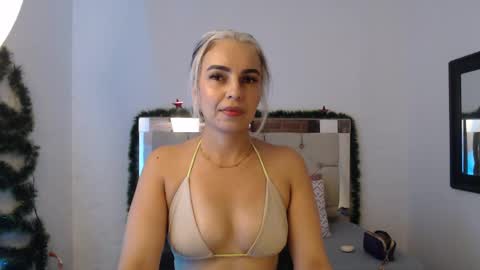 ashley__tylor online show from 12/18/24, 03:43